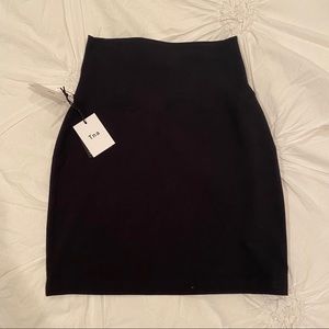 Aritzia TNA Atmosphere Skirt